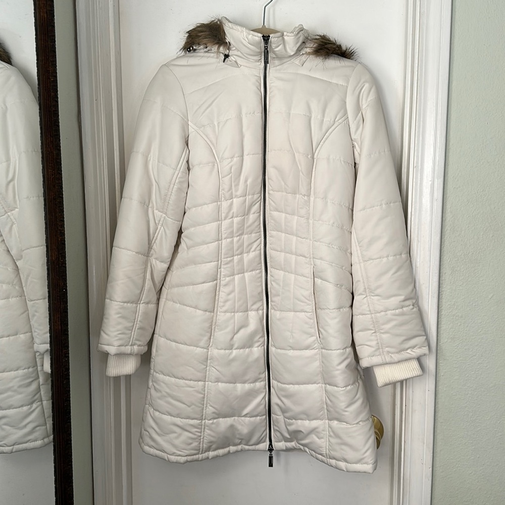 Susan Graver White Puffer size small